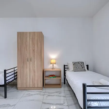 New & Spacious 7br In Swieqi By Sf Homes *