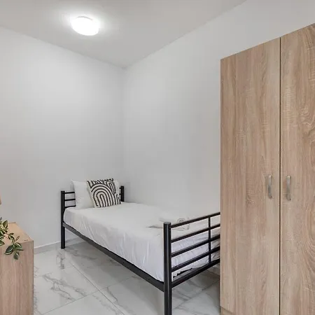 New & Spacious 7br In Swieqi By Sf Homes Apartman