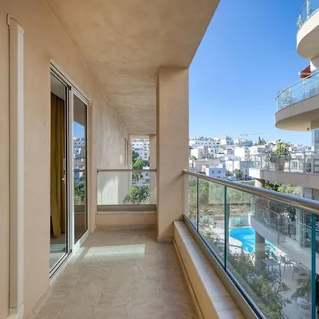 New & Spacious 7br In Swieqi By Sf Homes San Ġiljan