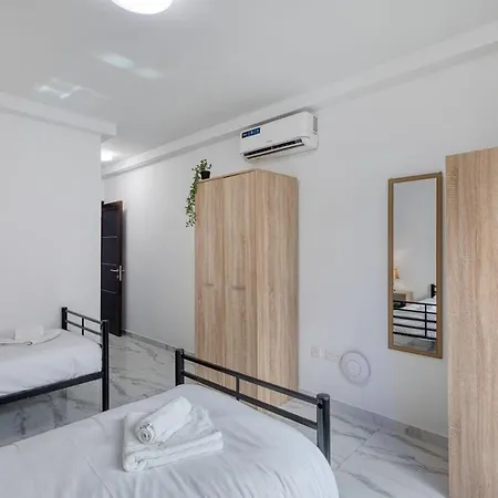 New & Spacious 7br In Swieqi By Sf Homes Apartman San Ġiljan