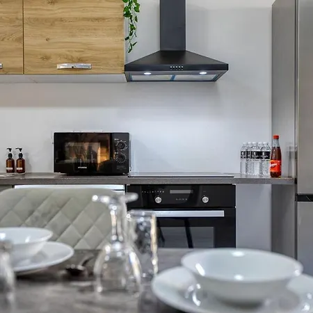 New & Spacious 7br In Swieqi By Sf Homes Apartman *